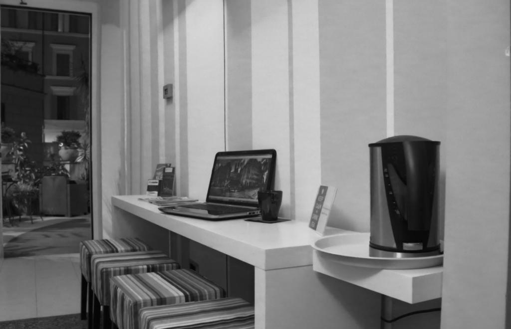 Hotel Felice โรม ภายนอก รูปภาพ