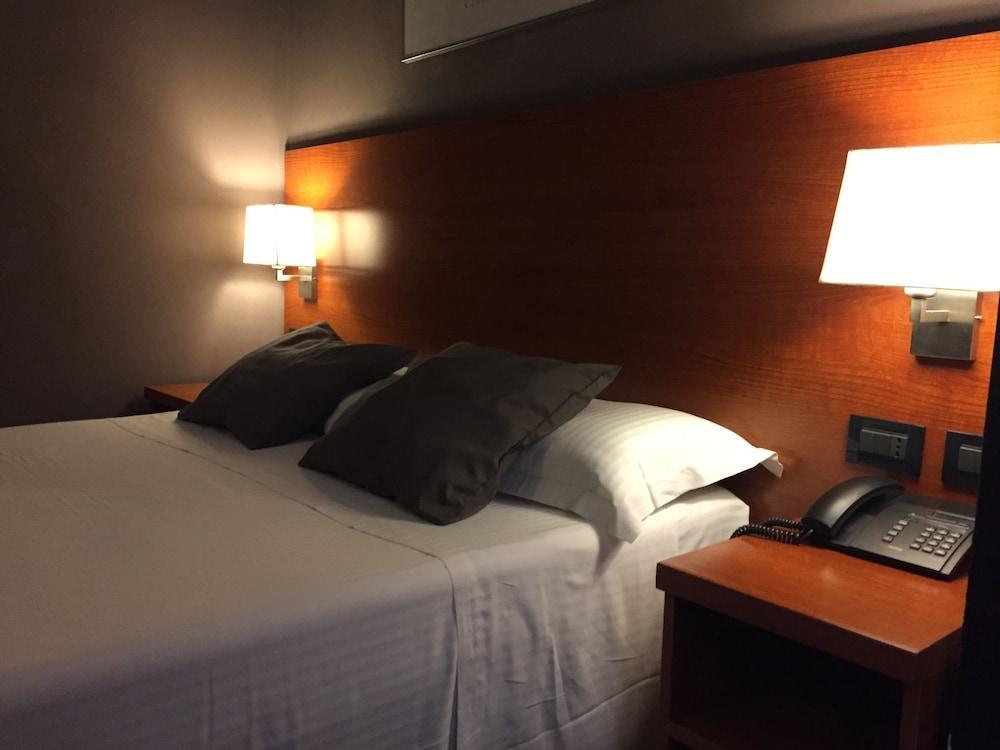 Hotel Felice โรม ภายนอก รูปภาพ